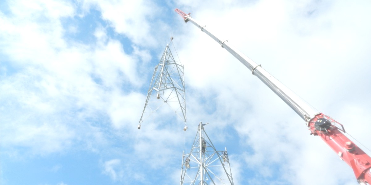 IRONCLAD Tower Solutions Photo, TEXT